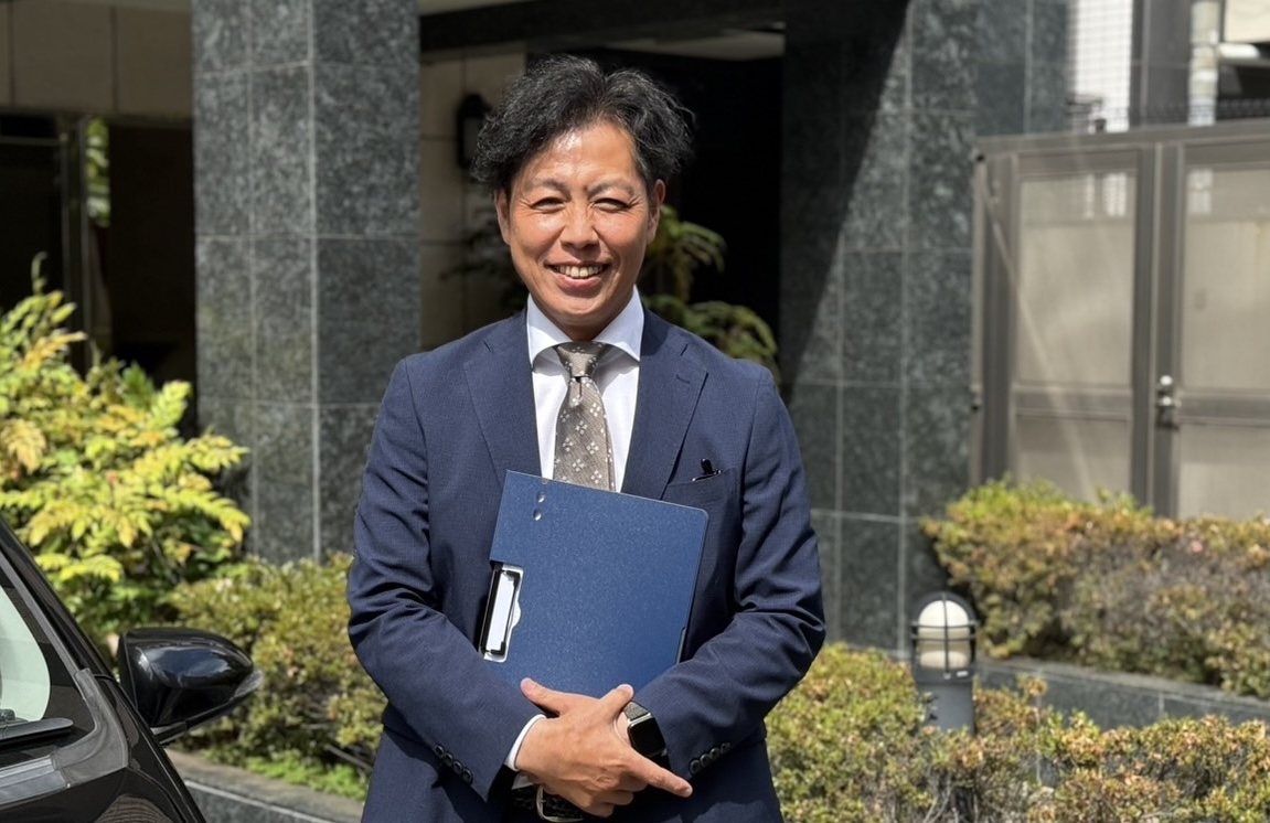 ハッピーカーズ稲城店の堀江です。当店は稲城市を中心に隣接する、多摩市・府中市・調布市・狛江市・日野市・川崎市(多摩区・麻生区)をカバーしております。近県(神奈川県・埼玉県・山梨県など)もご依頼があればお伺いいたします。