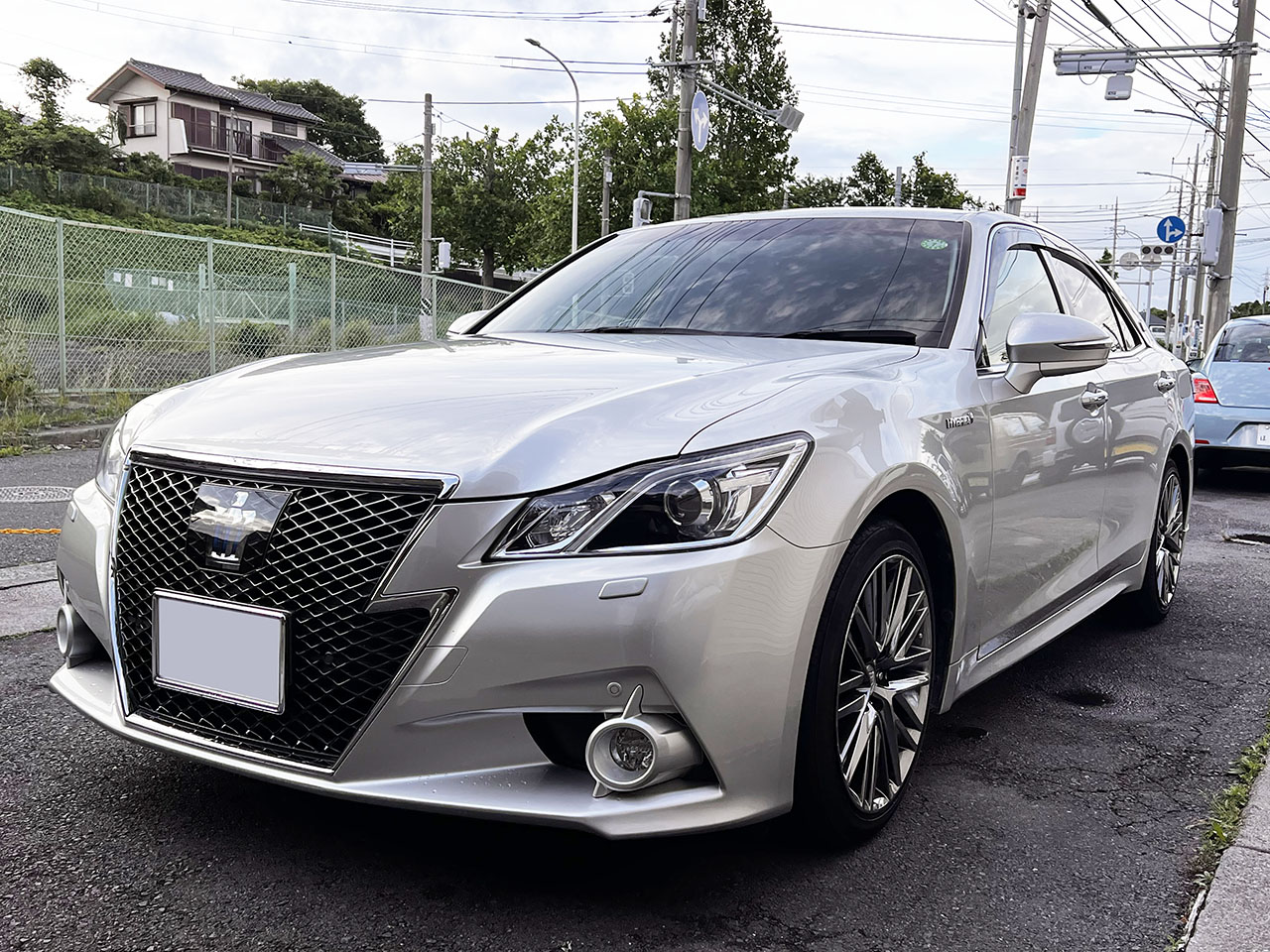 【今日の買取車】平成25年式 トヨタ クラウン ハイブリッド アスリートGを買取しました！