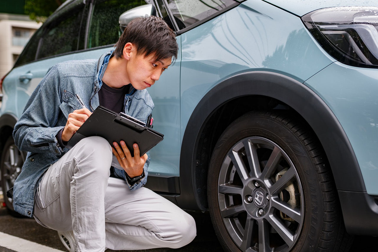 車買取り ハッピーカーズ富山中央店店長の水上と申します。  当店は高岡市を拠点に、富山市・射水市・砺波市・南砺市・小矢部市・氷見市といった富山県西部エリアで、出張によるお車の査定・買取を行っております。