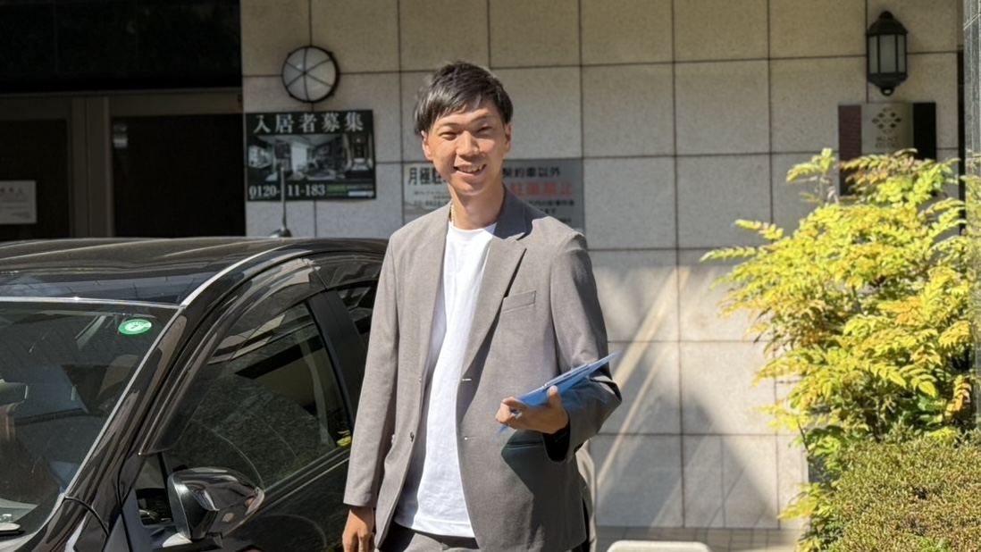 車買取り ハッピーカーズ富山中央店店長の水上と申します。 当店は高岡市を拠点に、富山市・射水市・砺波市・南砺市・小矢部市・氷見市といった富山県西部エリアで、出張によるお車の査定・買取を行っております。