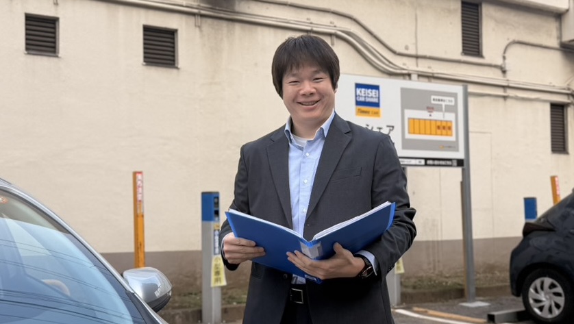 はじめまして！ ハッピーカーズ豊中店 オーナーの金井 伸仁（かない のぶひと）です。